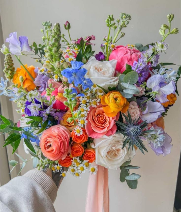 Seizoensboeket met wilde bloemen
